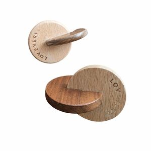 Lovevery Bundle of 2 Hand-to-Hand Discs - motor skills cross-body coordination